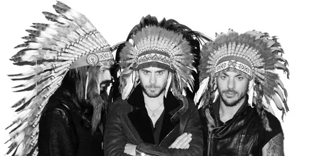 30 Seconds to Mars Perform, Bumi Pun Bergoyang