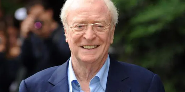 Michael Caine Ambil Peran di 'CARS 2' Demi Cucu