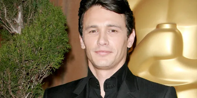 James Franco Resmi Sandang Status 'Jomblo'