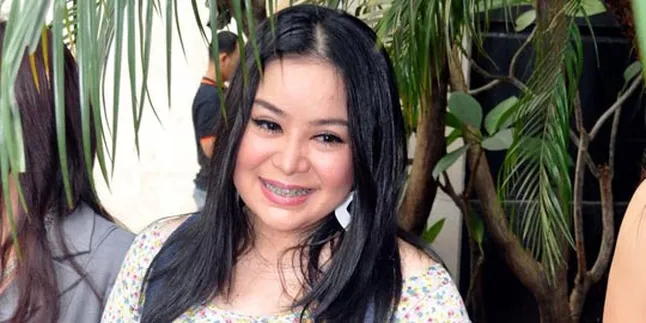 Hamil, Annisa Bahar Tolak Manggung