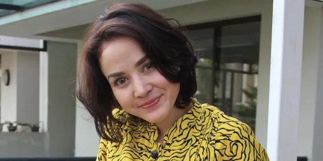 Cynthiara Alona: Kana Seorang Kleptomania