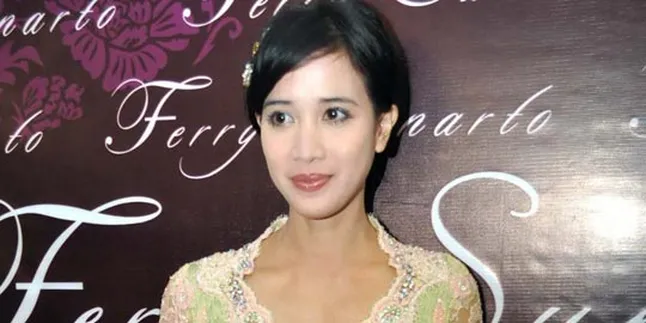 Fanny Fabriana Kembali ke Dunia Modelling