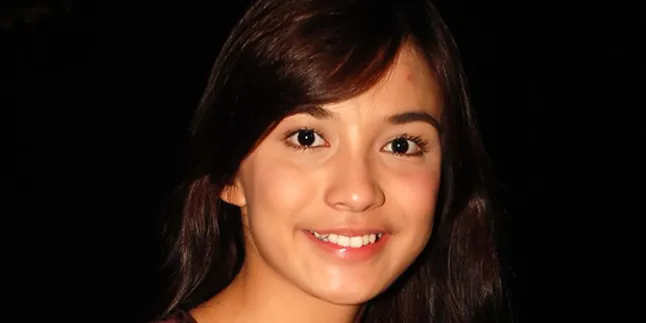 Evan Sanders Pertama Ucapkan Ultah Chelsea Olivia