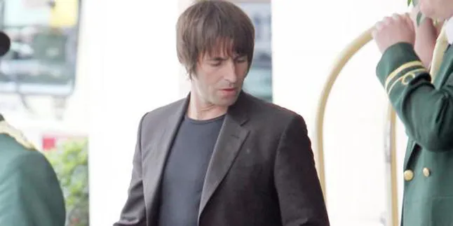 Liam: Noel Gallagher Adalah Bajingan Kecil