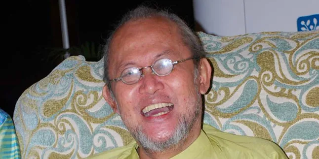 Pepeng, Combro dan Tradisi Ngumpul di Kamar