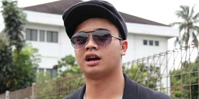 Derby Romero Nyaman Main Band