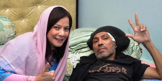 Oktober Utha Likumahuwa Mulai Nyanyi Lagi