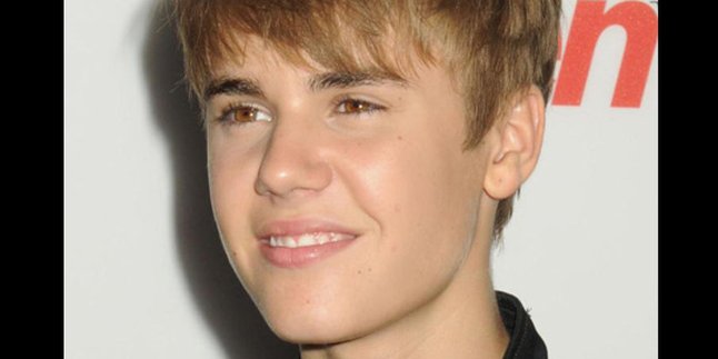 Justin Bieber Pamer Aksi Ngerap!