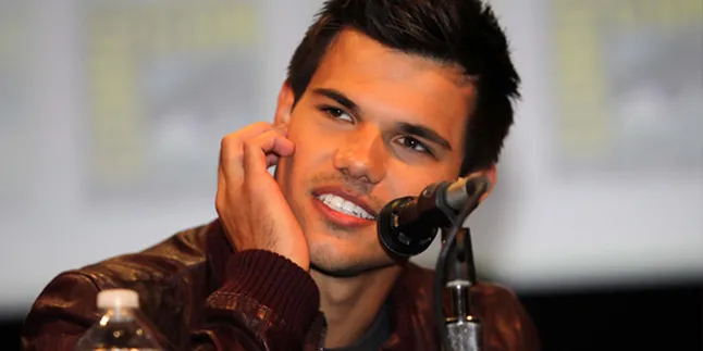 Wahlberg - DiCaprio: Taylor Lautner Lebih Tampan Dari Kami