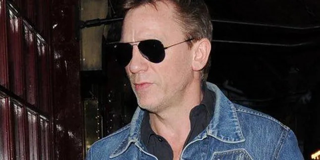 Daniel Craig Takut Terlalu Tua Untuk 'JAMES BOND'