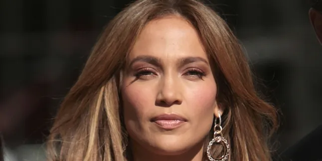 Jennifer Lopez Bakal Jadi Pendamping Jason Statham
