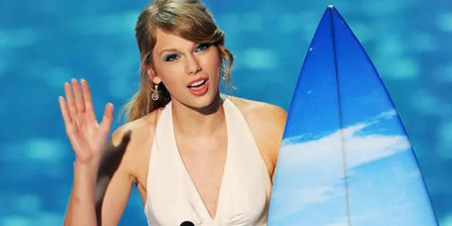 Taylor Swift - Taylor Lautner Dekat Lagi!