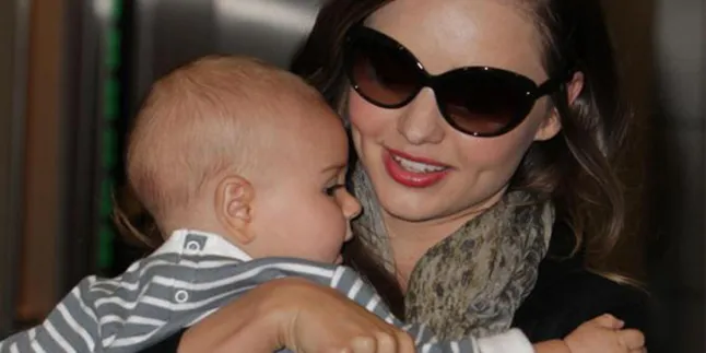 Miranda Kerr: Aku Seperti Pemerah Susu