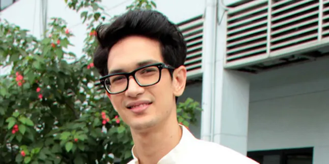 Cover Lagu, Dimas Beck Tetap Pertahankan Khas Dewa 19