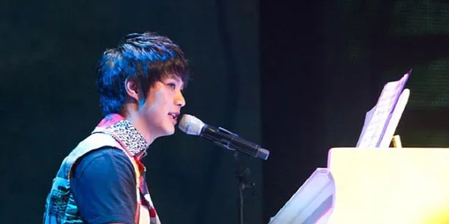 Penampilan Solo Perdana Seungho MBLAQ