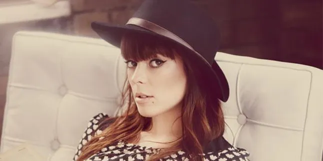 Lenka Panaskan Indonesia Oktober 2011!