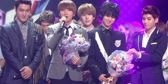 Super Junior Juarai K-Chart KBS Music Bank