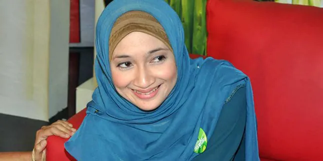 Nia Paramitha - Gusti Randa Rujuk Nia Paramitha - Gusti Randa Rujuk