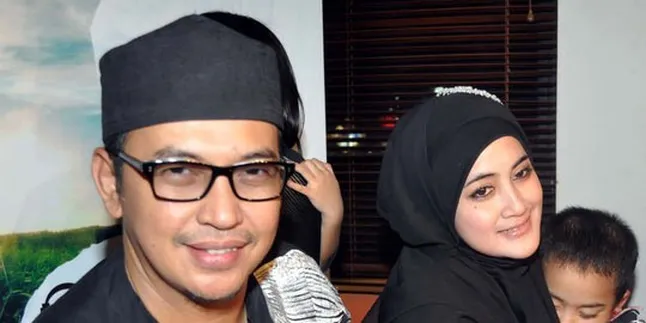 Ustad Jeffry Syuting Video Klip di Pasar