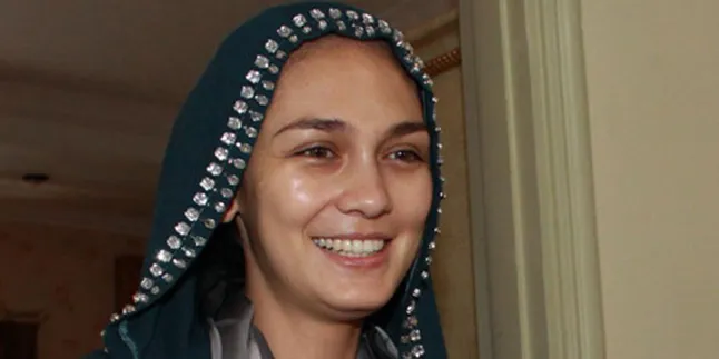 Lebaran Pertama, Luna Maya Rencana Kunjungi Ariel