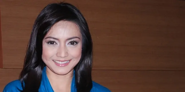 Wiwid Gunawan Jadi Wanita Kampungan