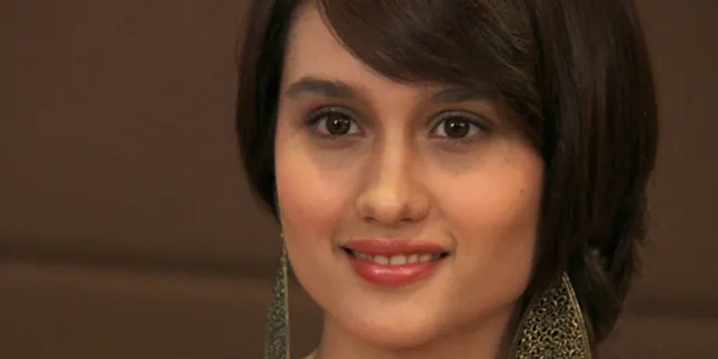 Hey, Cinta Laura, Happy Eighteenth Birthday!