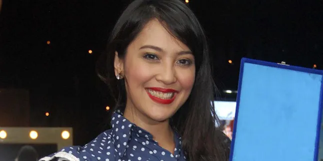 'SOPHIE', Kejutan Baru Dari Sophie Navita