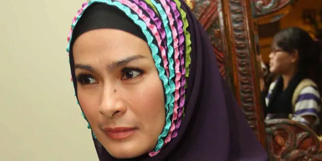 Iis Dahlia: Sama Opor Sudah Eneg!