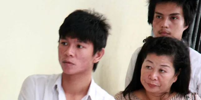 Doy Nyanyikan 'Ujian Tuhan' Untuk Andika - Izzy