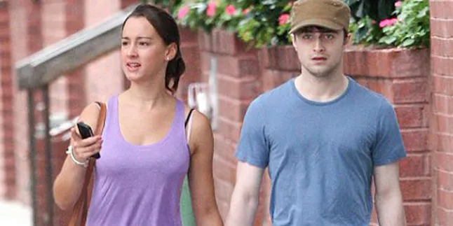 Daniel Radcliffe Gandeng Pacar Baru!