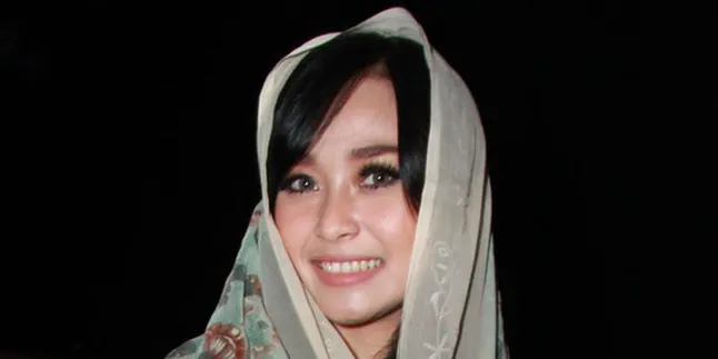 Rini Idol Tak Ingin Buru-Buru Rilis Single