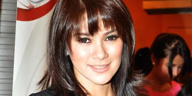 Kurang Tidur, Olla Ramlan Konsumsi Kurma