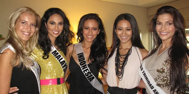 Nadine Utamakan Sosialisasi di Karantina Miss Universe