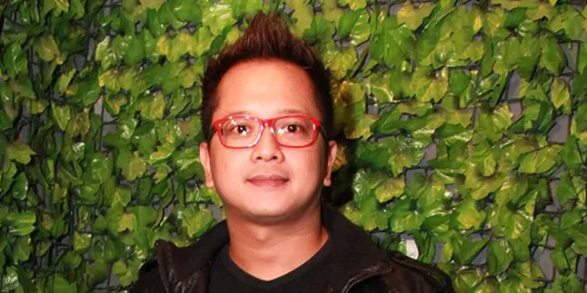 Gila Bola, Tio Nugroho Rela Tinggalkan Sinetron