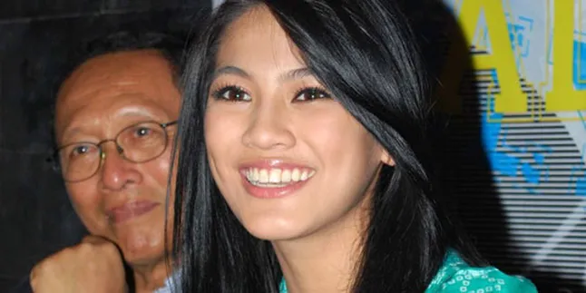 Video Beredar, Alyssa - Desta Malah Bubaran Video Beredar, Alyssa - Desta Malah Bubaran