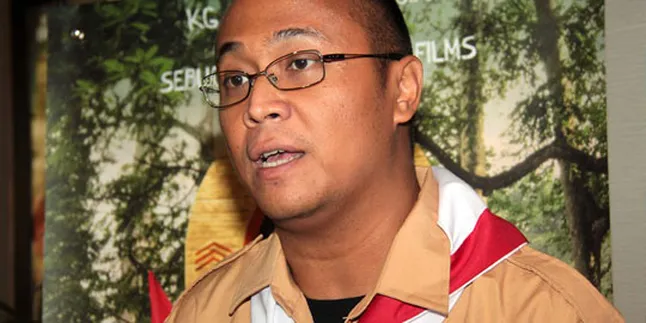 Rudi Soedjarwo Buat Film Demi Anak