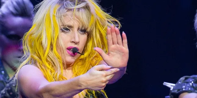 Lady GaGa - Katy Perry Dilarang Masuk China