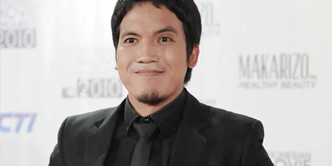 Desta Simpan Hubungannya Dengan Alyssa Soebandono Desta Simpan Hubungannya Dengan Alyssa Soebandono