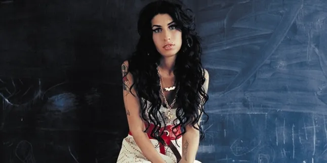 Album Amy Winehouse, Album Terlaris Abad 21