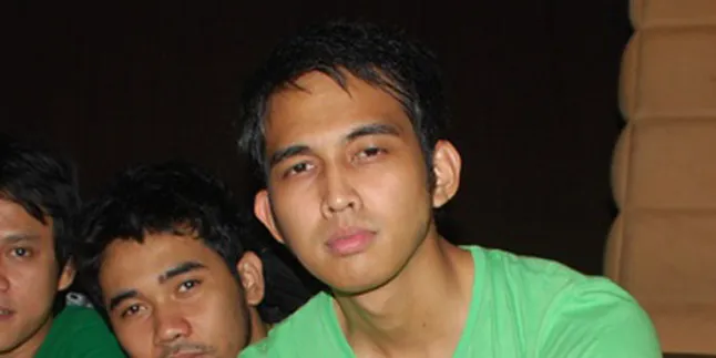 Mudik, Naga Lyla Jam Sesion Dengan Band Lama