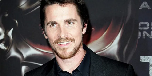 Christian Bale 'Laris Manis' Pasca 'BATMAN' Christian Bale 'Laris Manis' Pasca 'BATMAN'