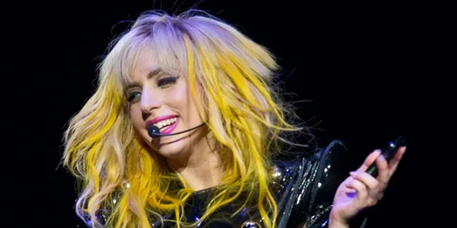 Lady GaGa Yang Pertama, Adele Borong MTV VMA Awards