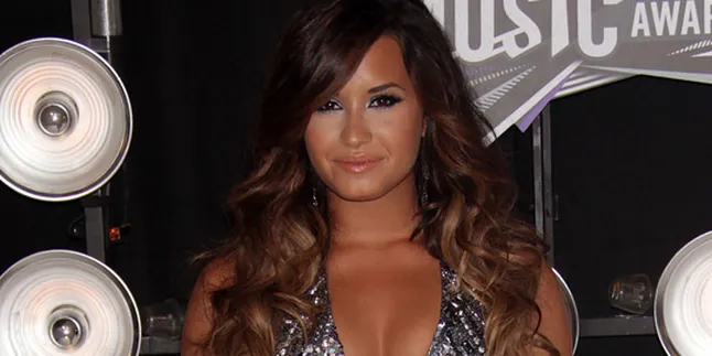 Demi Lovato: Aku Gemuk, Sehat dan Bahagia!