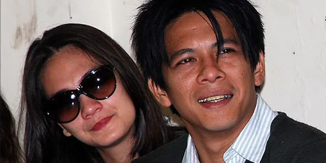 Ariel - Luna Maya Jalani Sholat Ied Pertama di Rutan