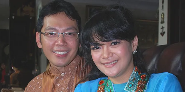 Lebaran, Suami Shezy Idris 'Dikerjai' Ayah Mertua