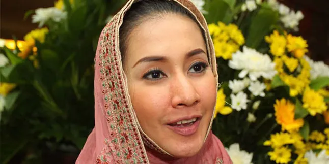 Cut Memey Tak Anggap Penting Baju Baru