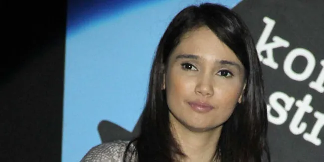 Febby Febiola: Tidak Terpaku Idealisme