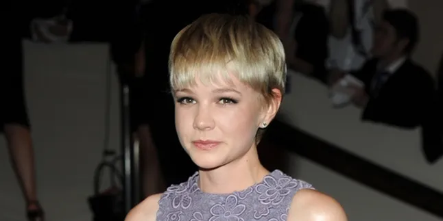 Carey Mulligan di Antara Mayat Hidup