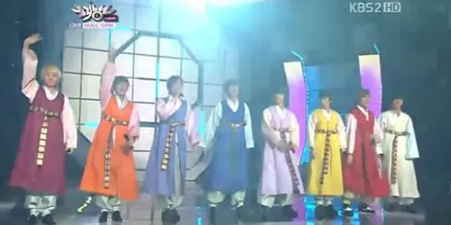 8 Orang, Super Junior Menangi Music Bank Kelima Kali!