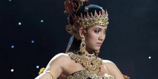 Nadine Alexandra Tunda Kepulangan ke Indonesia